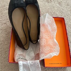 NEW never worn..Tory Burch Black Quilted Ballet Flats